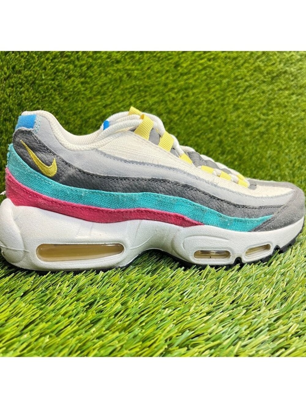 Nike Air Max 95 SE Air Sprung Boys Size 6.5Y Gray Blue Running Shoes Sneakers